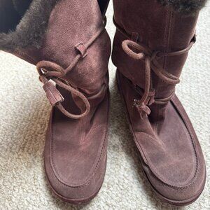 Camper boots plum purple lace-up with faux sherling